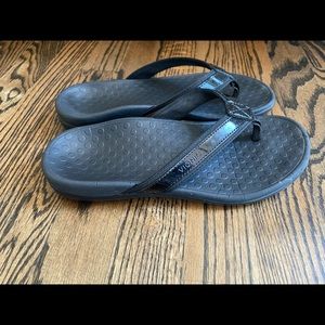 Vionic Tide II women’s flip flops